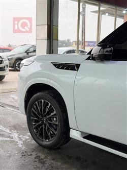 إنفينيتي QX80